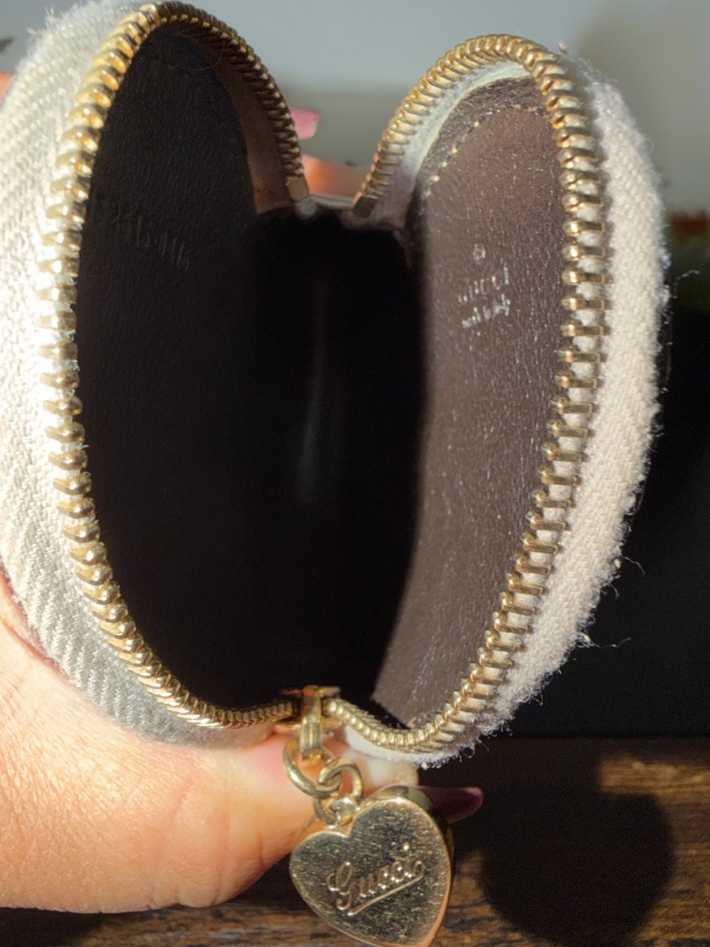 Gucci Guccissima Heart-Shaped Coin Purse / Key Pouch - Picture 4 of 6